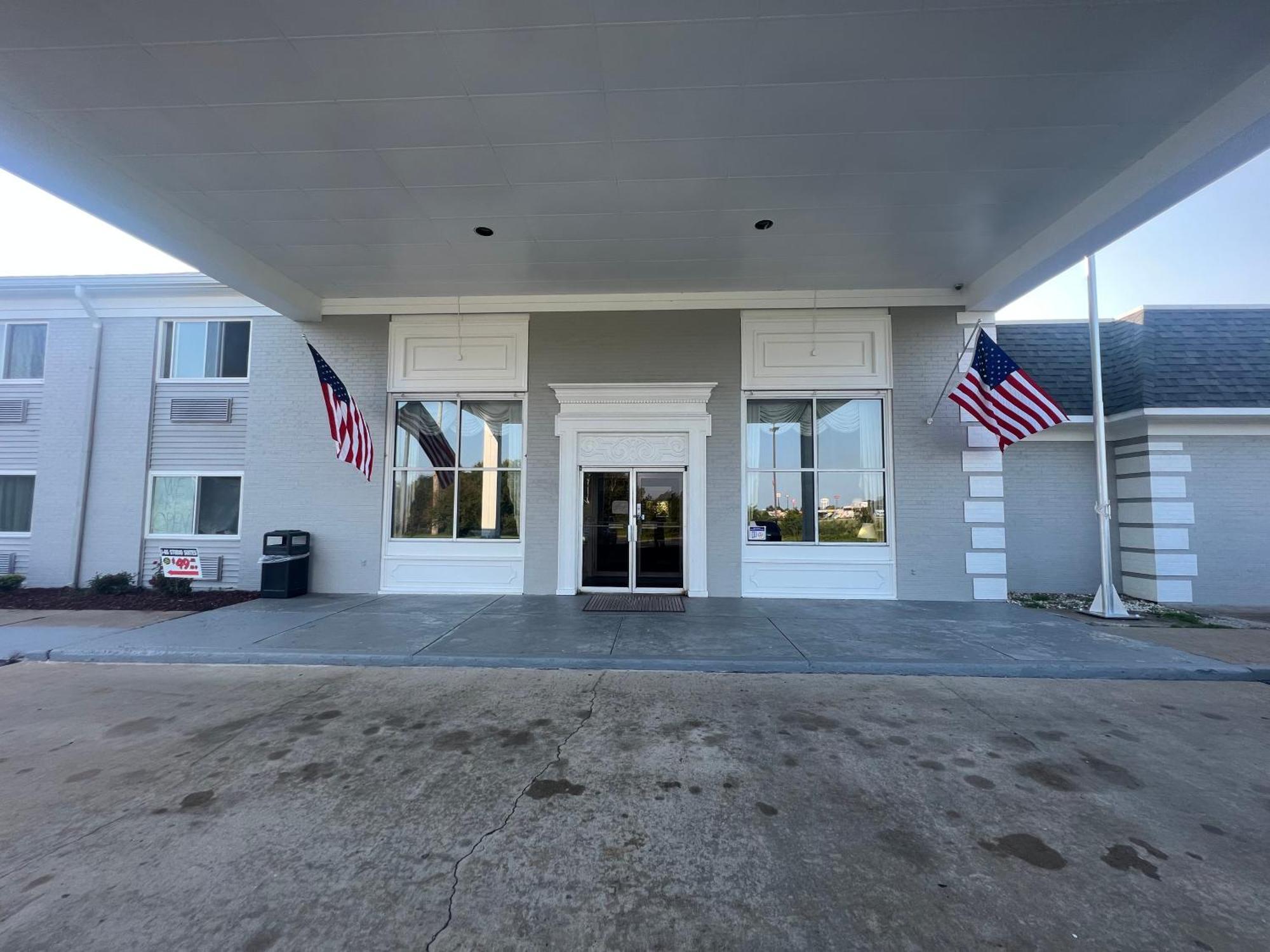 I65 Studio Suites Scottsburg Eksteriør billede